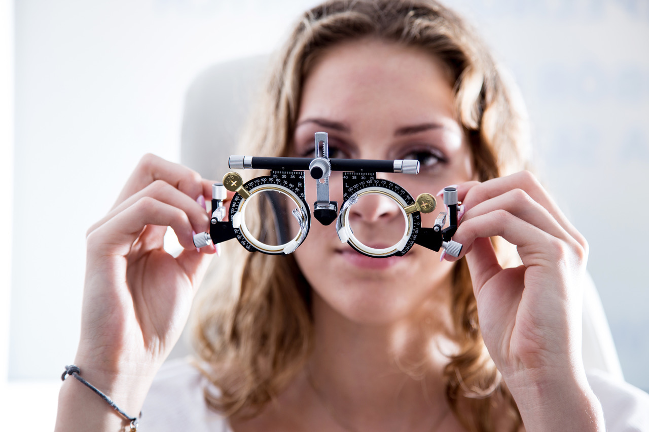 Badanie wzroku | Centrum Okularów Progresywnych Optique-Exclusive.pl
