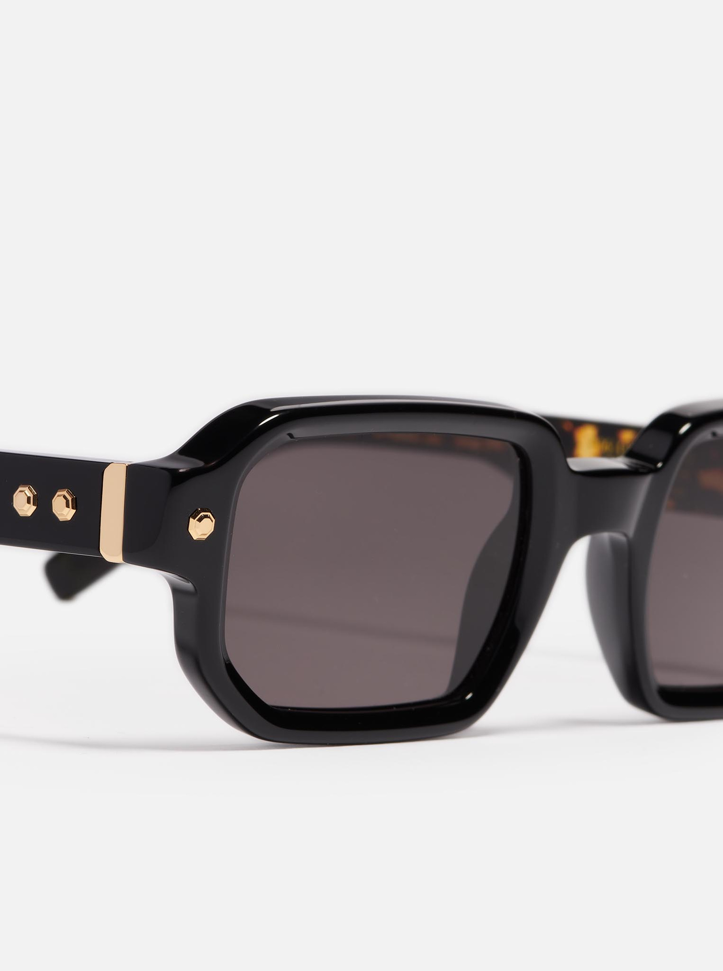 John Dalia Okulary przeciwsłoneczne P06-C108